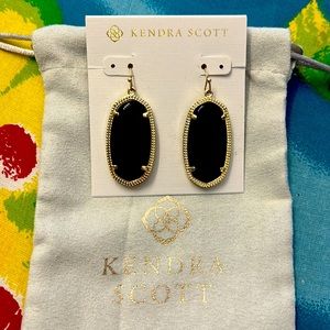 Kendra Scott black and gold drop earrings!